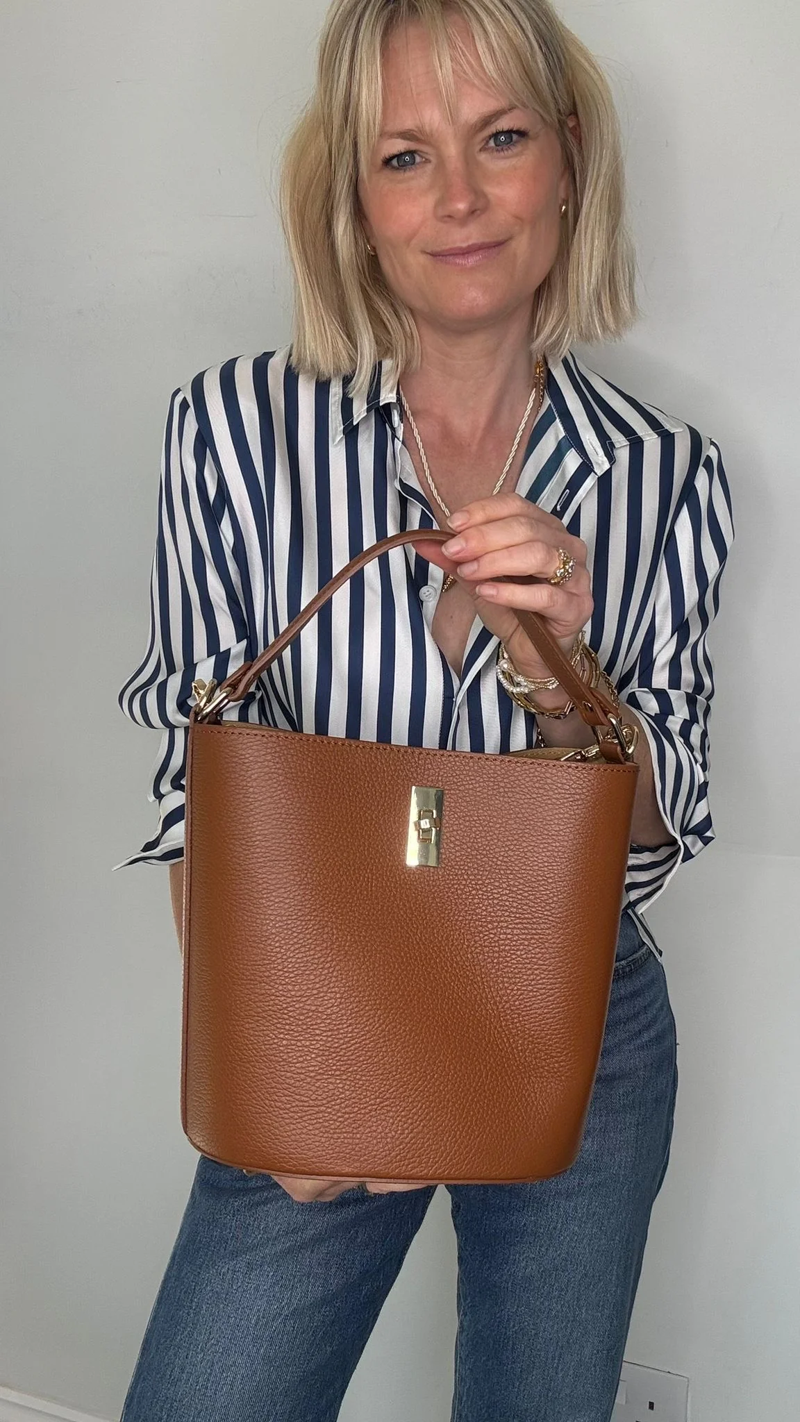 Dark Tan Leather Bucket Bag - Image 4
